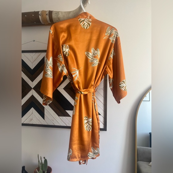 Sateen Wrap Bath Robe - Picture 3 of 5